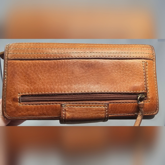 **SOLD**Vintage Fossil 1954 LLV Women's Brown Leather Bifold Clutch Wallet Zip - Picture 7 of 14